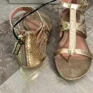 Kenneth Cole Reaction Sandals SZ 6